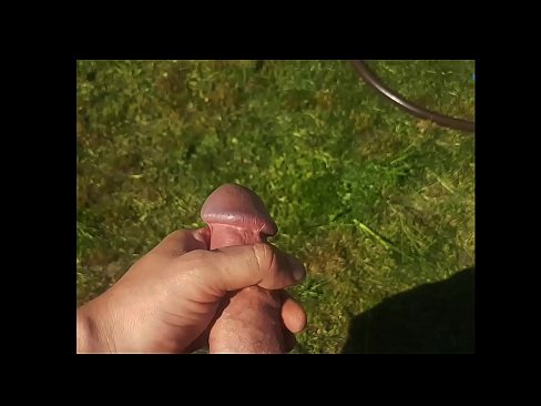 ❤️ Hottie krijt har rôze kut neukt en komt mei in spuit yn in simmertún Porno by porno fy.porngameshub.ru ﹏