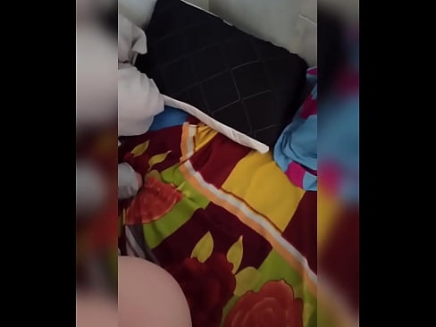 ❤️ Myn keamergenoat bliuwt allinnich thús want har man giet op fakânsje en ik nim de kâns oan om har te neuken en har kont fol mei molke Porno by porno fy.porngameshub.ru ﹏